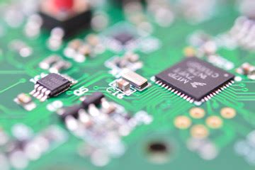 Navigating Outsourcing in Electronics Manufacturing: Risks, .